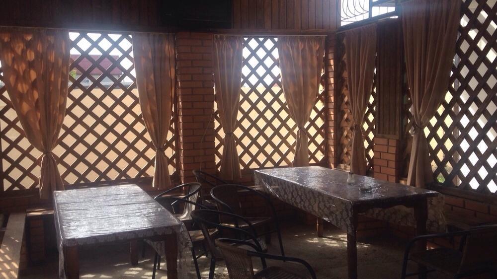 Lastochka Hotel Zaliznyy Port Bagian luar foto
