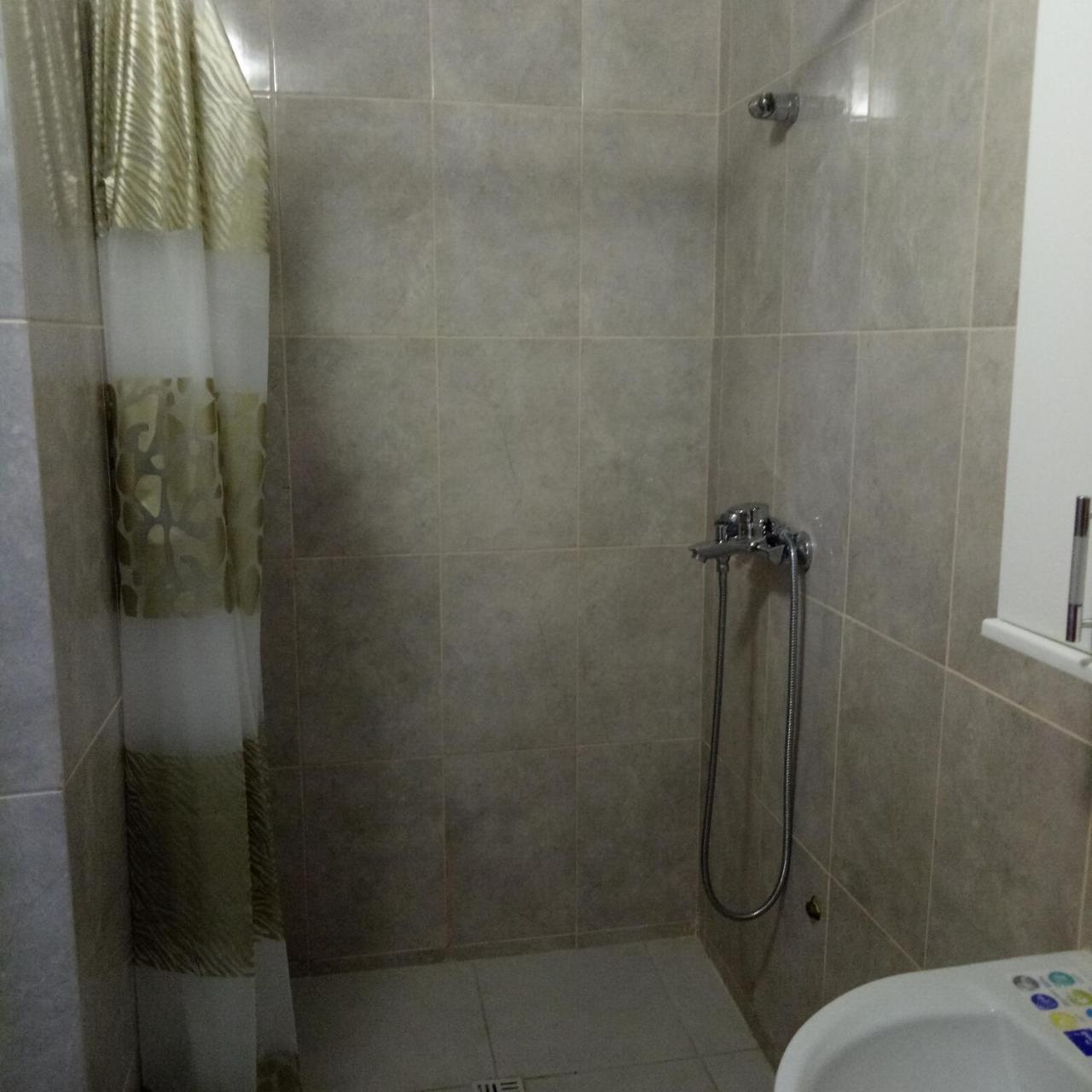 Lastochka Hotel Zaliznyy Port Bagian luar foto